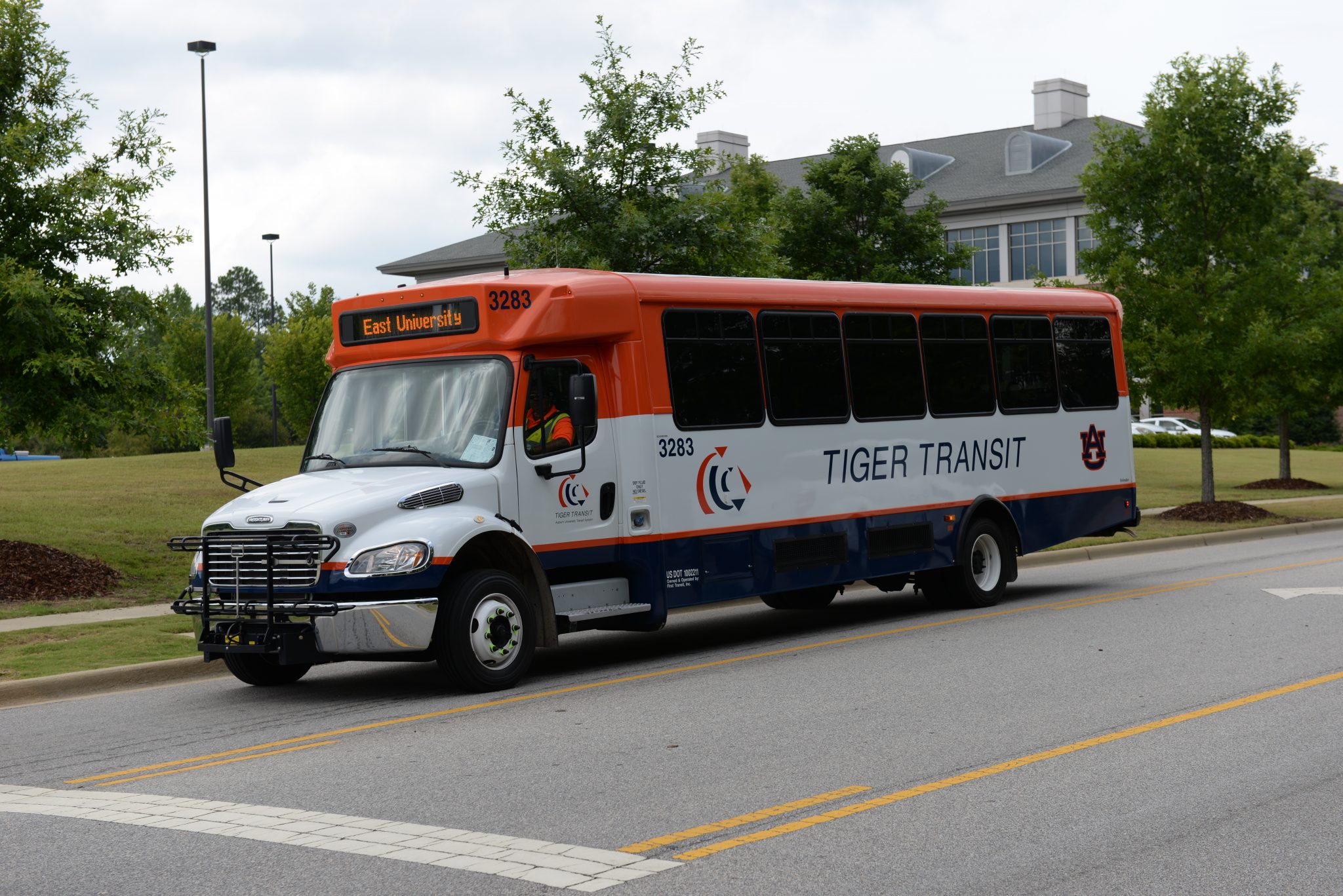 auburn-s-free-shuttle-features-freedman-feather-weight-seats-freedman